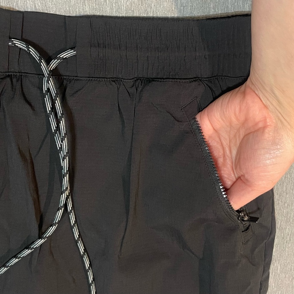 Athleta Trekkie Skort Black Size 6 - Picture 5 of 8